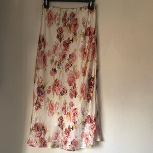 Elegant Floral Maxi Skirt in Pink and Cream